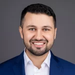 Headshot of Thomas Saleh
